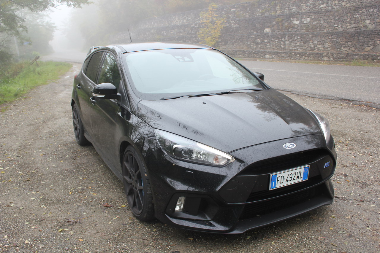 Ford Focus RS: prova su strada 