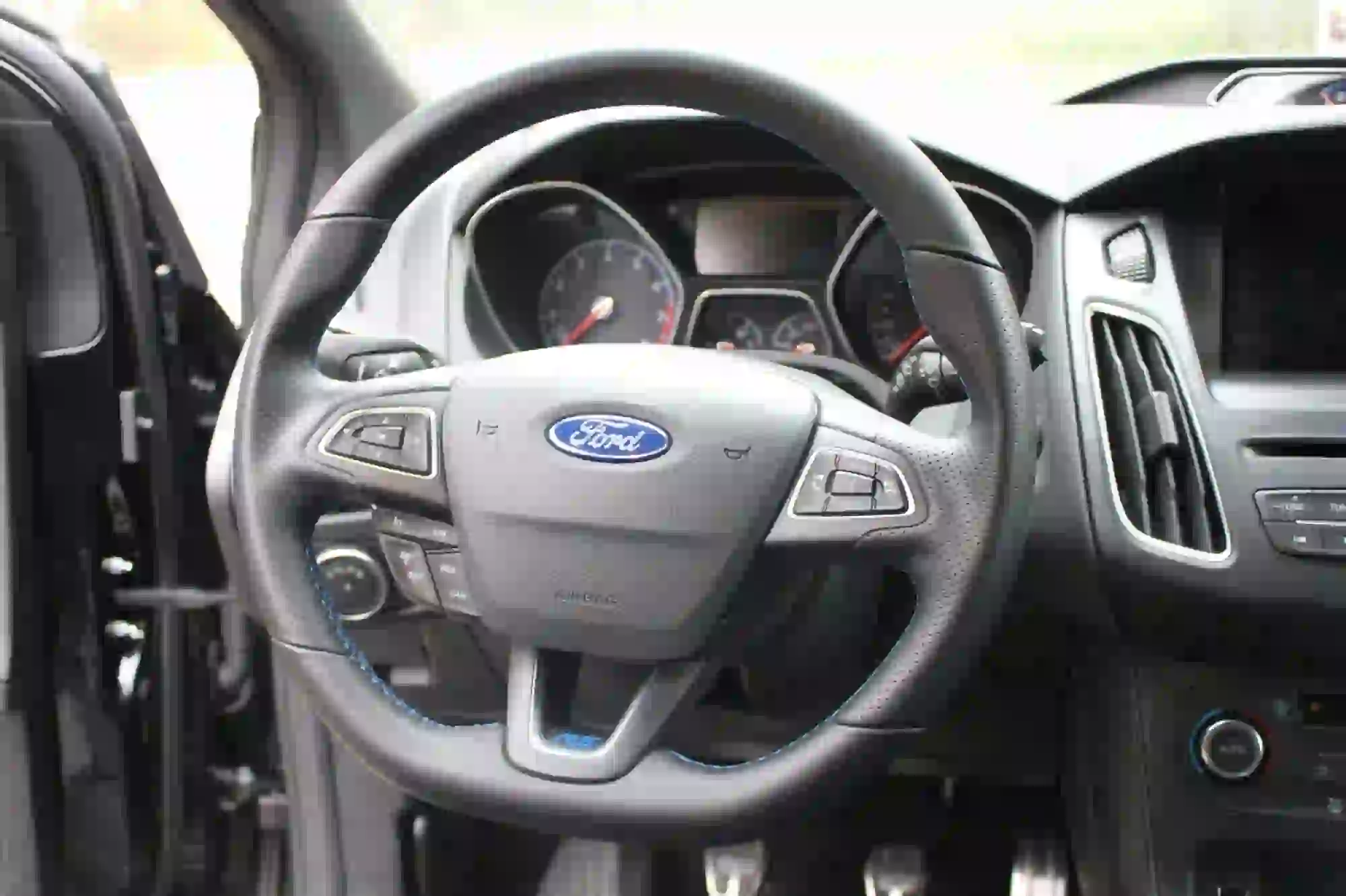Ford Focus RS: prova su strada  - 27