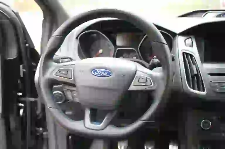 Ford Focus RS: prova su strada  - 27