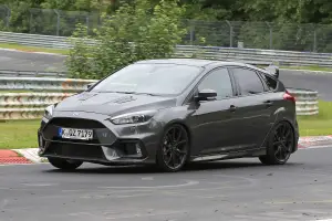 Ford Focus RS500 foto spia 22 giugno 2016