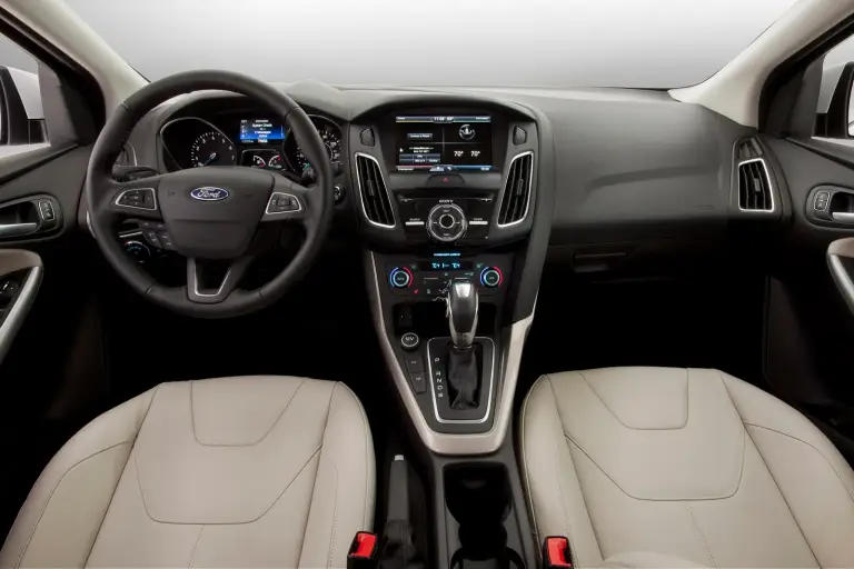 Ford Focus Sedan 2015 - 6
