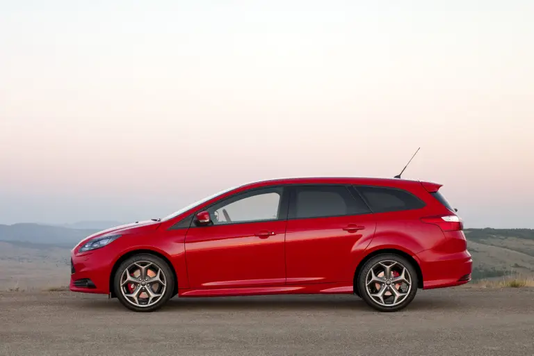 Ford Focus ST 2011 - 5