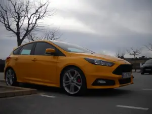 Ford Focus ST 2015 primo contatto