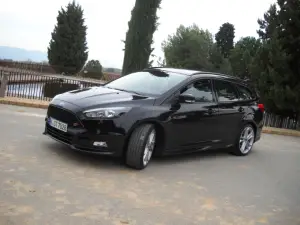 Ford Focus ST 2015 primo contatto