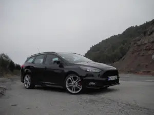 Ford Focus ST 2015 primo contatto