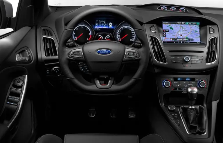 Ford Focus ST 2015  - 4