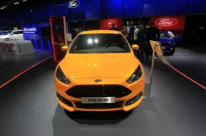 Ford Focus ST e Ford Focus ST SW - Salone di Parigi 2014 - 15