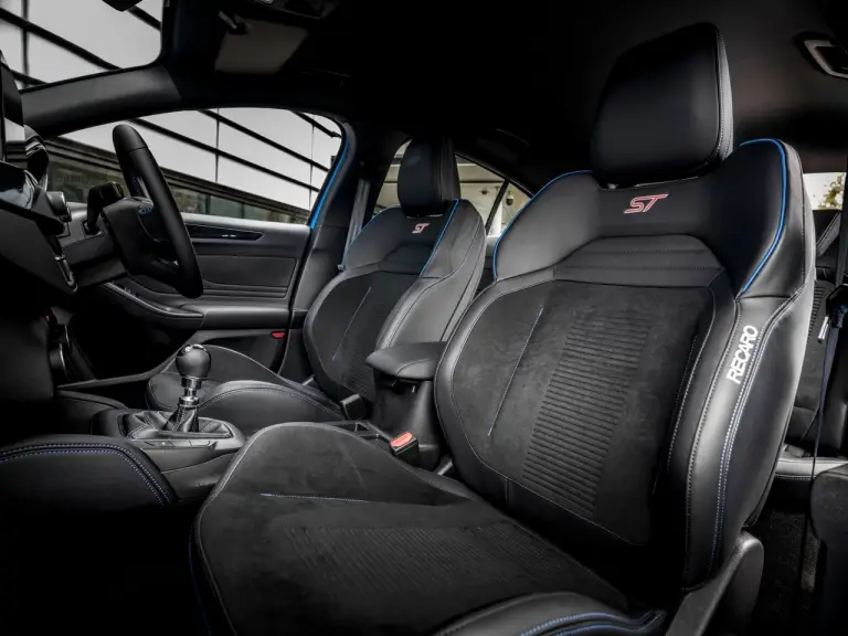 Ford Focus ST Edition - 22