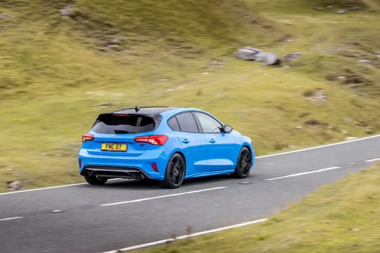 Ford Focus ST Edition - 35