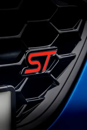 Ford Focus ST Edition - 7