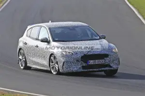 Ford Focus ST foto spia 17-4-2018
