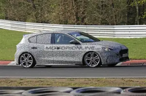Ford Focus ST foto spia 17-4-2018