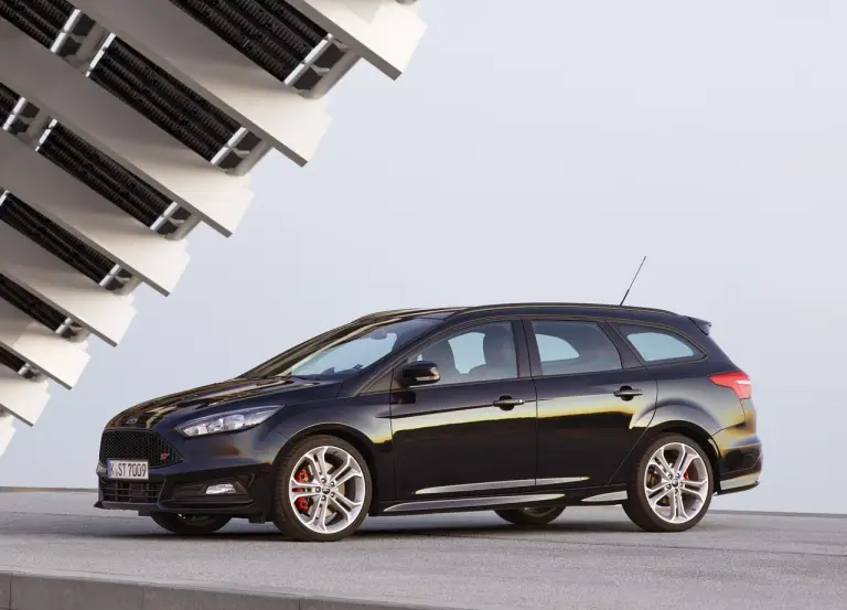 Ford Focus ST MY 2015 - Primo Contatto - 36