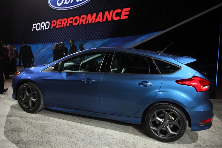 Ford Focus ST - Salone di Detroit 2015 - 4