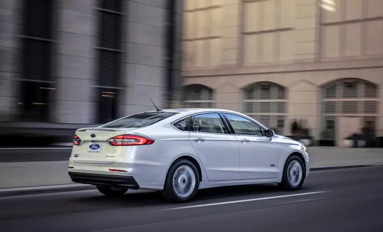 Ford Fusion 2019 - 3