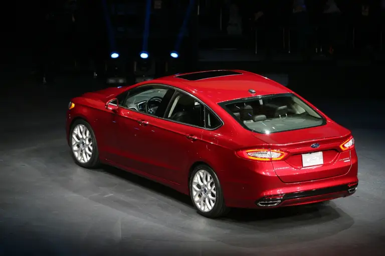 Ford Fusion - Salone di Detroit 2012 - 2