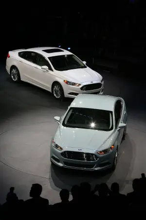 Ford Fusion - Salone di Detroit 2012 - 19