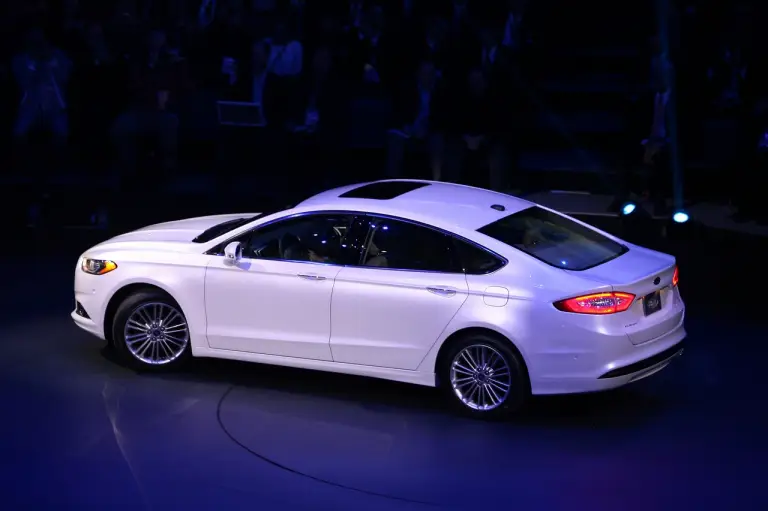 Ford Fusion - Salone di Detroit 2012 - 24