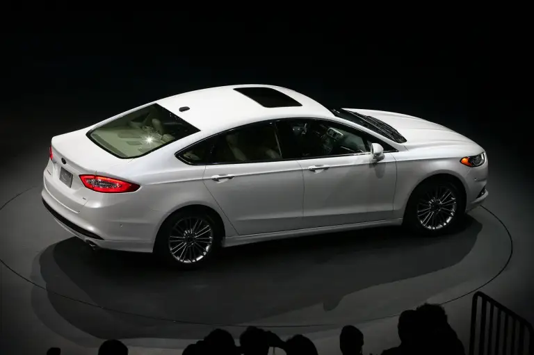 Ford Fusion - Salone di Detroit 2012 - 25