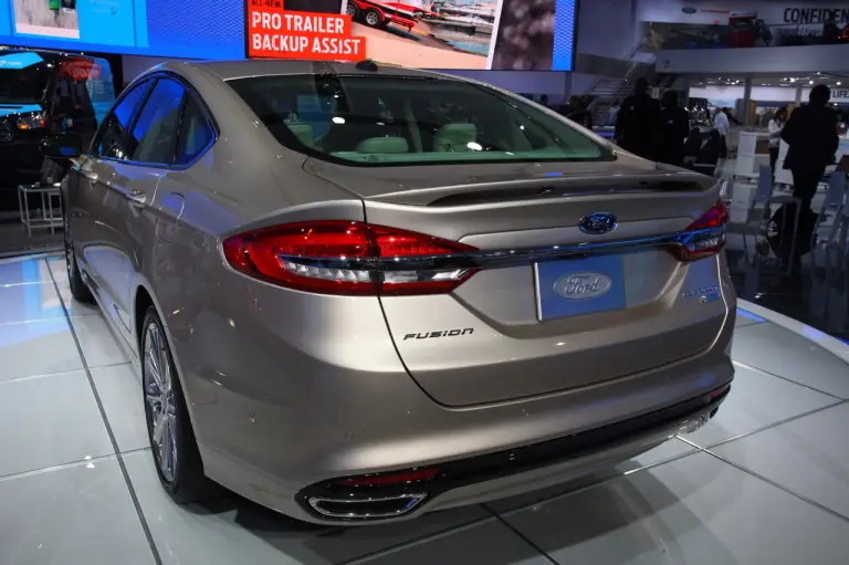 Ford Fusion - Salone di Detroit 2016 - 4