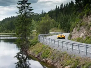 Ford GT - Atlantic Ocean Road