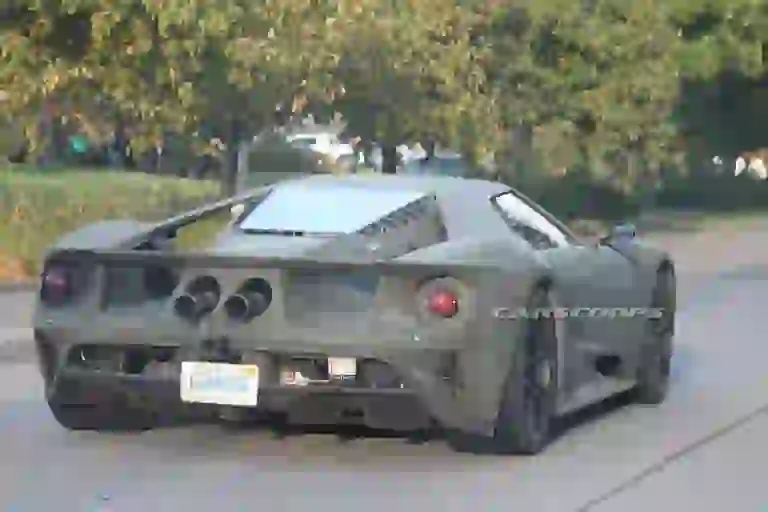Ford GT (foto spia) - 4