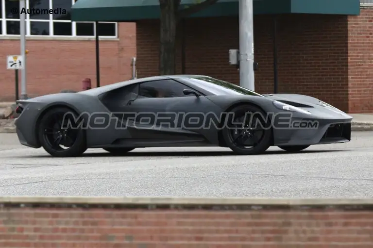 Ford GT MY 2017 - Foto spia 18-05-2015 - 3