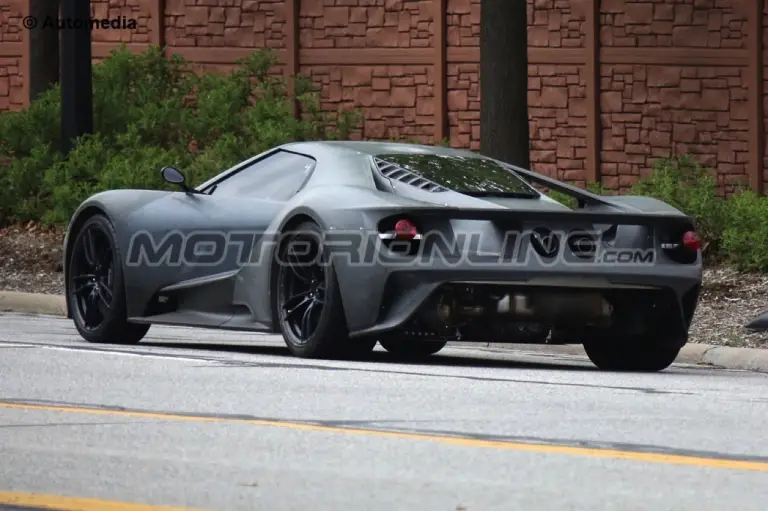 Ford GT MY 2017 - Foto spia 18-05-2015 - 8