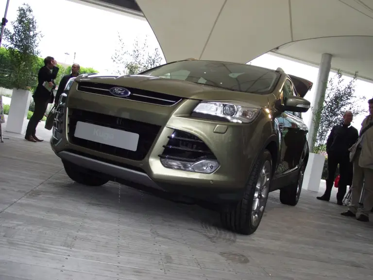 Ford Kuga Escape - Foto dal vivo - 30