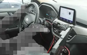 Ford Kuga Hybrid - Foto spia 14-02-2019