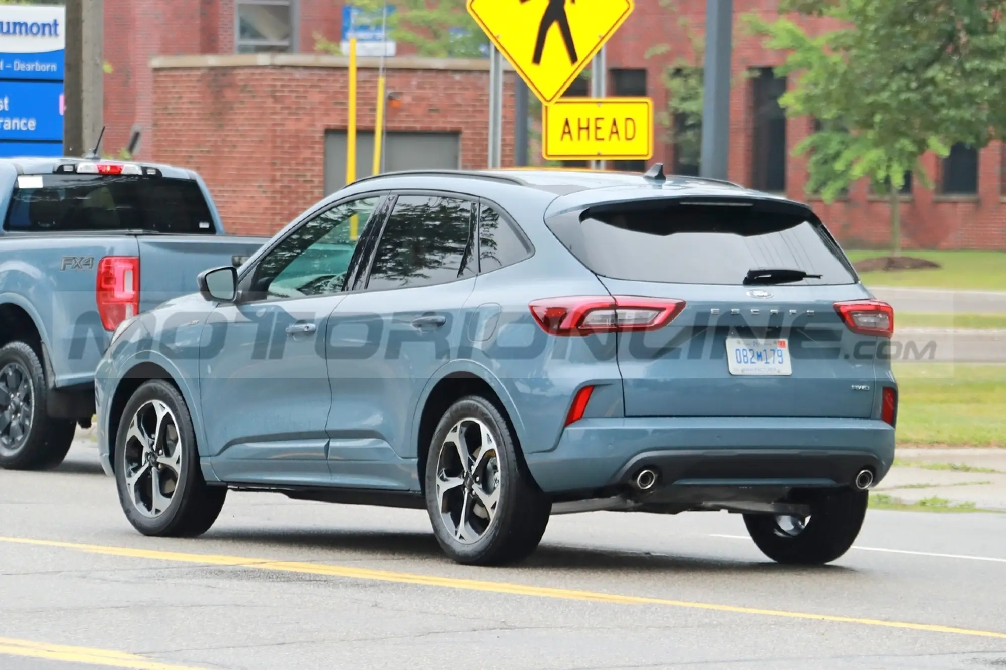 Ford Kuga ST-Line 2023 - Foto Spia 08-07-2022 - 1