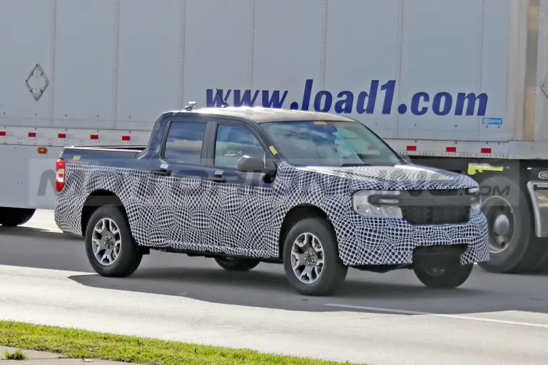 Ford Maverick Rattler - Foto Spia 04-11-2021 - 10