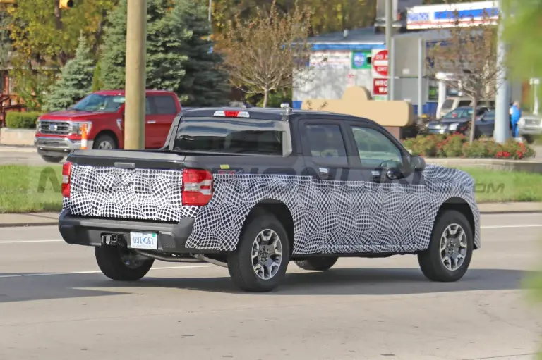Ford Maverick Rattler - Foto Spia 04-11-2021 - 11