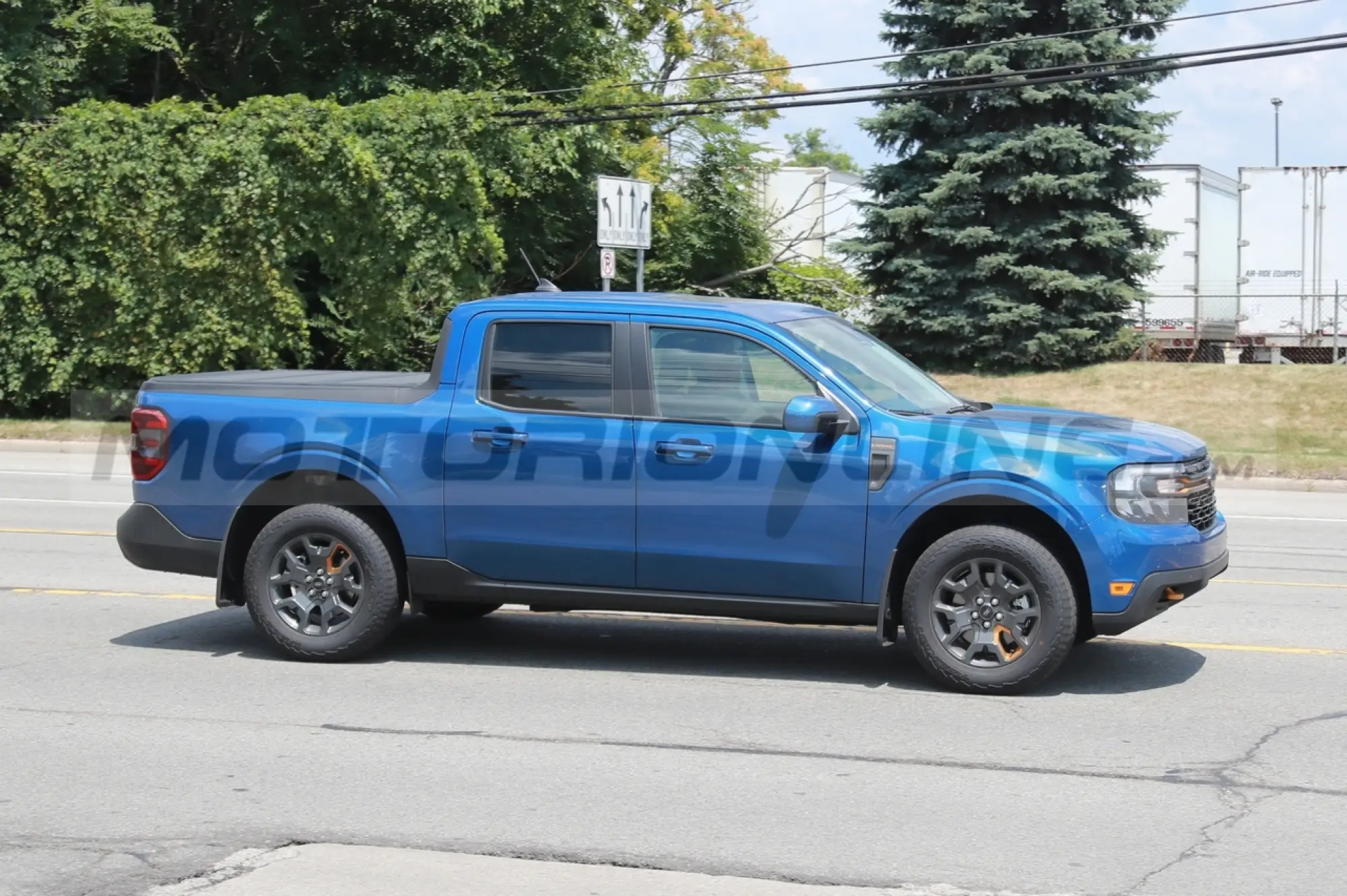Ford Maverick Tremor 2023 - Foto Spia 21-07-2022 - 14