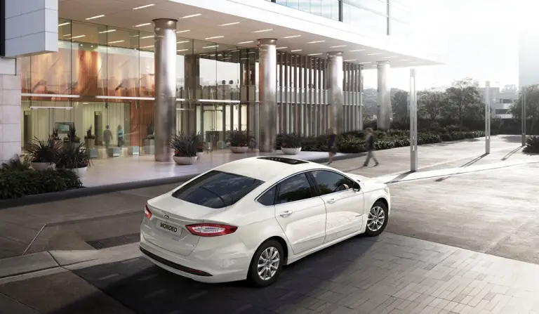 Ford Mondeo 2015 - 6