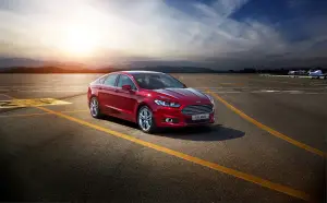 Ford Mondeo 2015 - 1