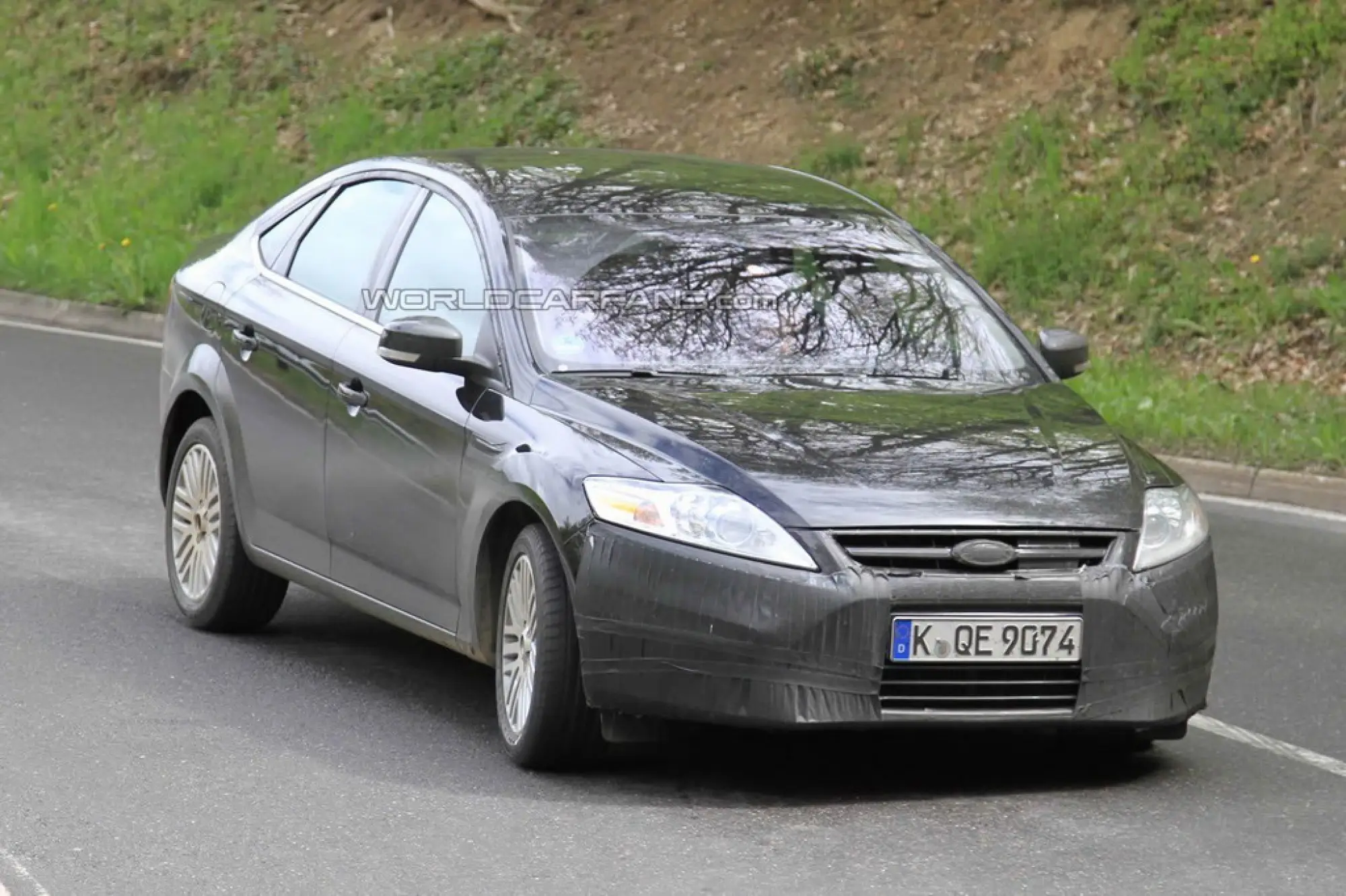 Ford Mondeo facelift- Foto spia 18-05-2010 - 1
