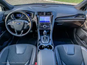 Ford Mondeo Hybrid Wagon - Prova su strada