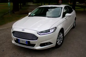 Ford Mondeo Hybrid