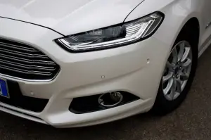 Ford Mondeo Hybrid