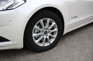 Ford Mondeo Hybrid