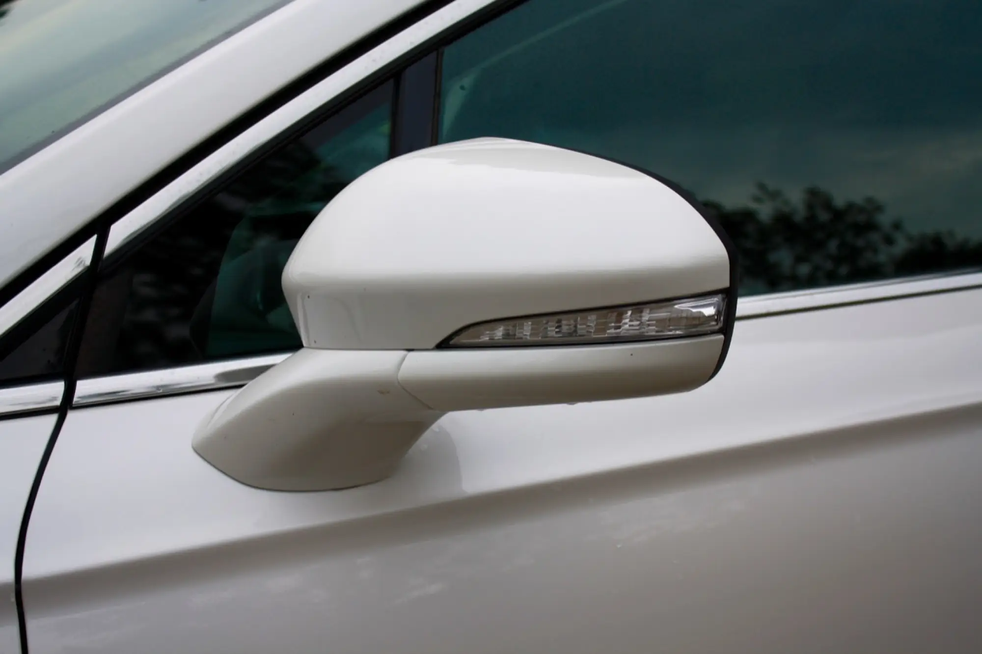 Ford Mondeo Hybrid - 8