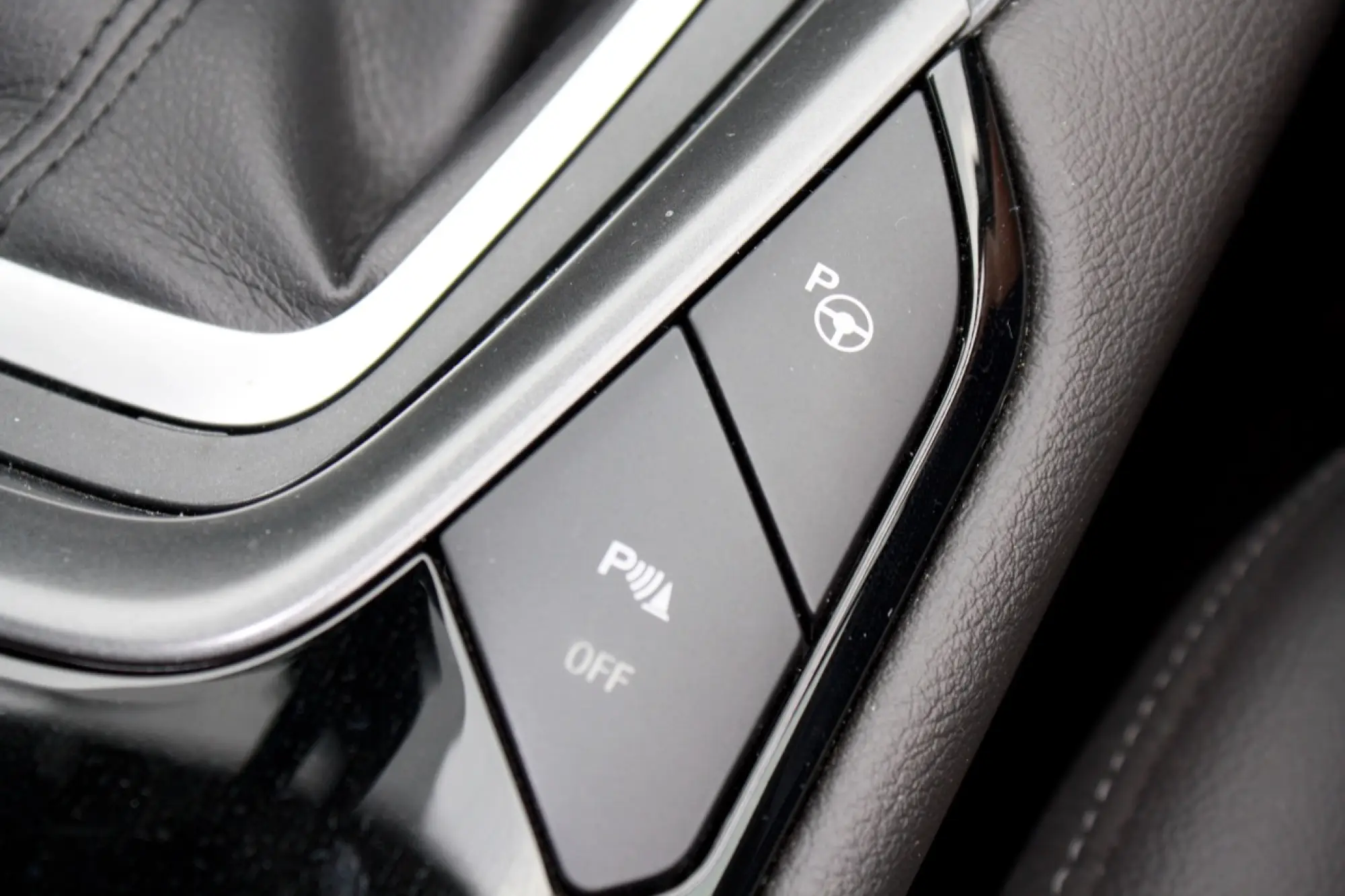 Ford Mondeo Hybrid - 24