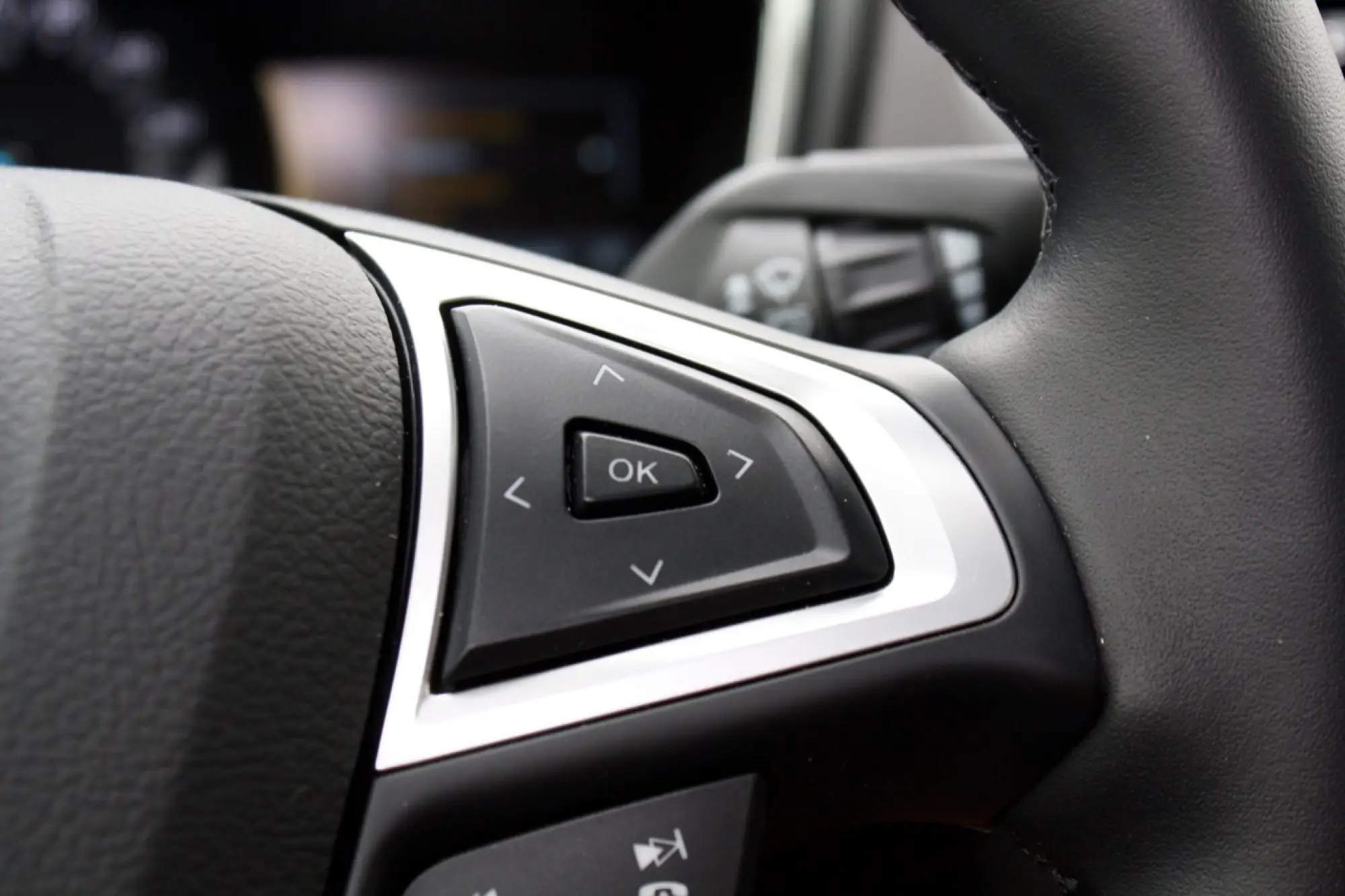 Ford Mondeo Hybrid - 37