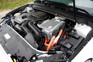Ford Mondeo Hybrid