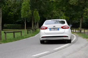 Ford Mondeo Hybrid