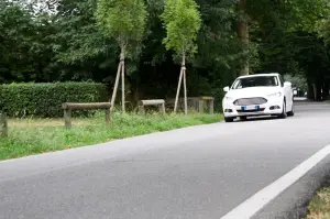 Ford Mondeo Hybrid