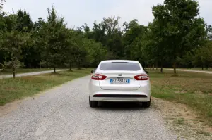 Ford Mondeo Hybrid