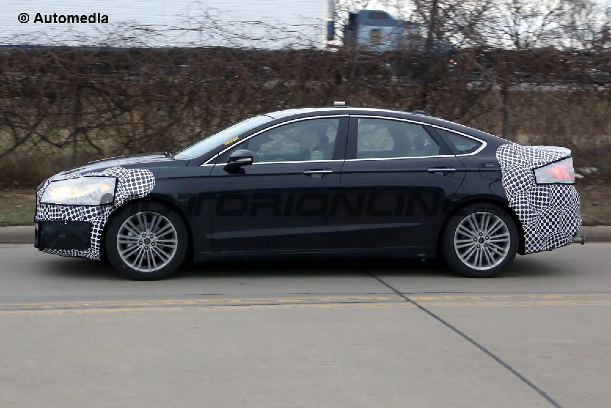 Ford Mondeo MY 2017 - Foto spia 05-08-2015 - 5