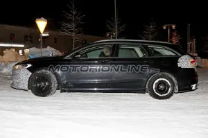 Ford Mondeo MY 2019 foto spia 11 dicembre 2018 - 5